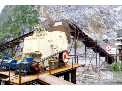 能破碎出规格为12青石子的机器推荐Y2图1