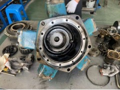 维修斯达佛五星液压马达图5